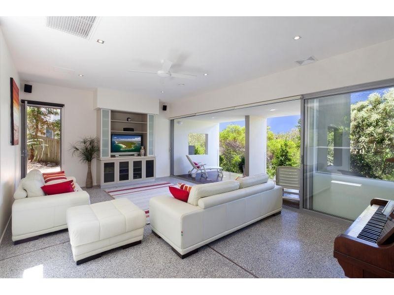 29 Noosa Dunes, Castaways Beach QLD 4567