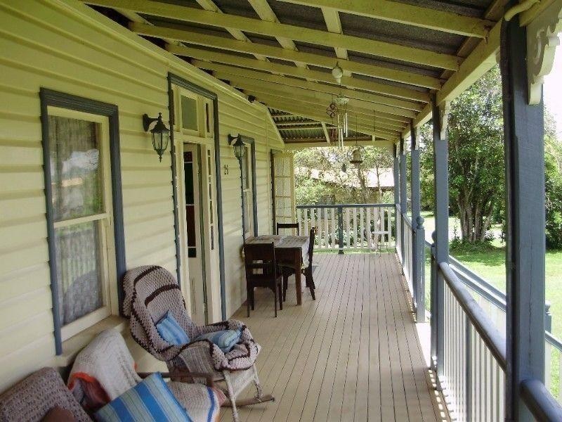 26 Power Road, Southside QLD 4570