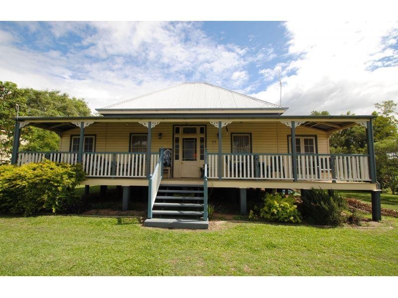 26 Power Road, Southside QLD 4570