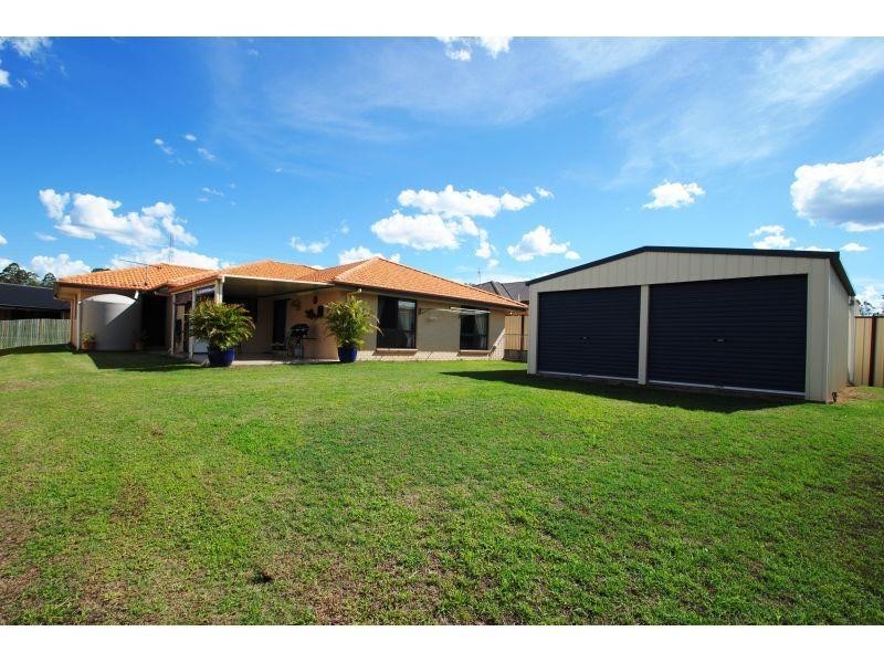 6 Kyleigh Court, Southside QLD 4570