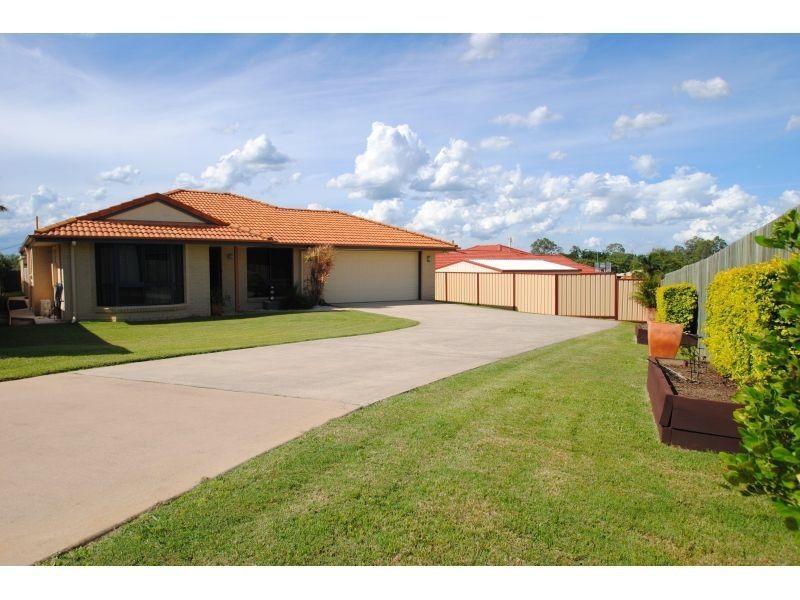 6 Kyleigh Court, Southside QLD 4570