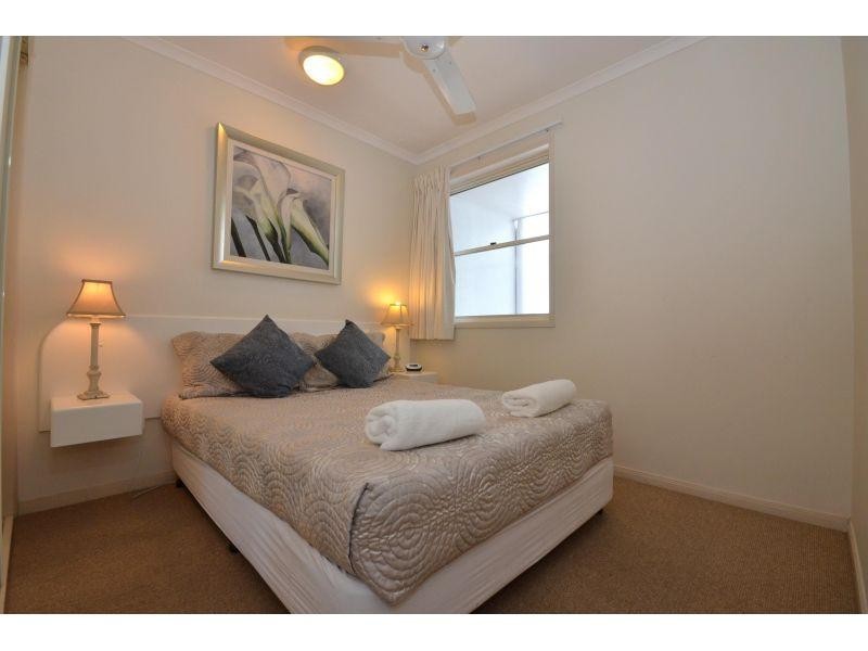 15/4 Portside Court, Noosaville QLD 4566