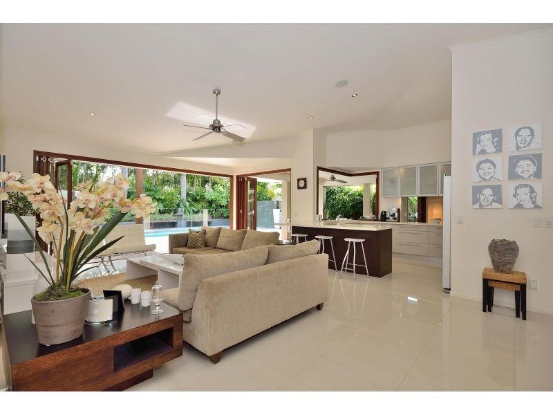 36 Waterside Court, Noosaville QLD 4566