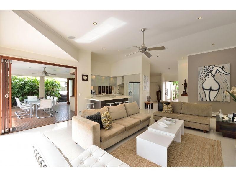 36 Waterside Court, Noosaville QLD 4566