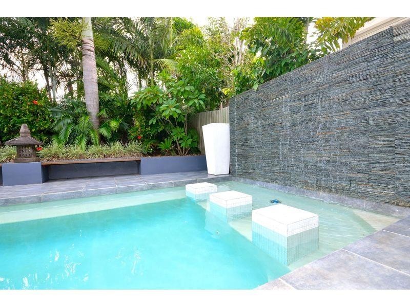 36 Waterside Court, Noosaville QLD 4566