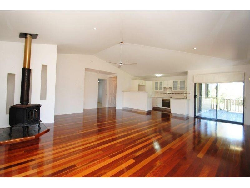 6  Tea Tree Court, The Palms QLD 4570