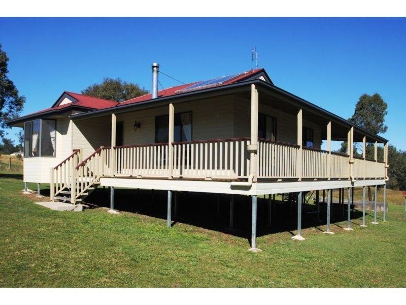 6  Tea Tree Court, The Palms QLD 4570