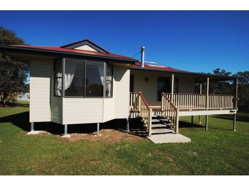 6  Tea Tree Court, The Palms QLD 4570