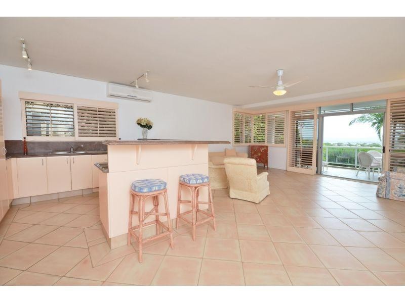 2/26 Edgar Bennett Ave, Noosa Heads QLD 4567