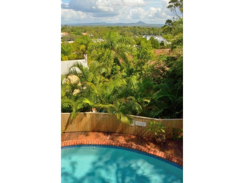 2/9 Berrima Row, Noosa Heads QLD 4567
