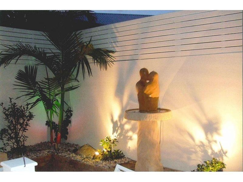 2/4 Sunseeker Close, Noosaville QLD 4566