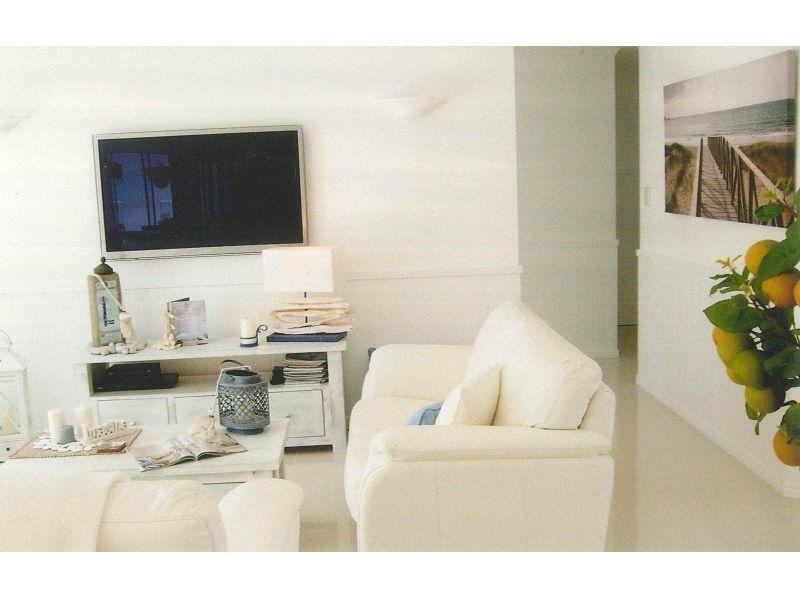 2/4 Sunseeker Close, Noosaville QLD 4566