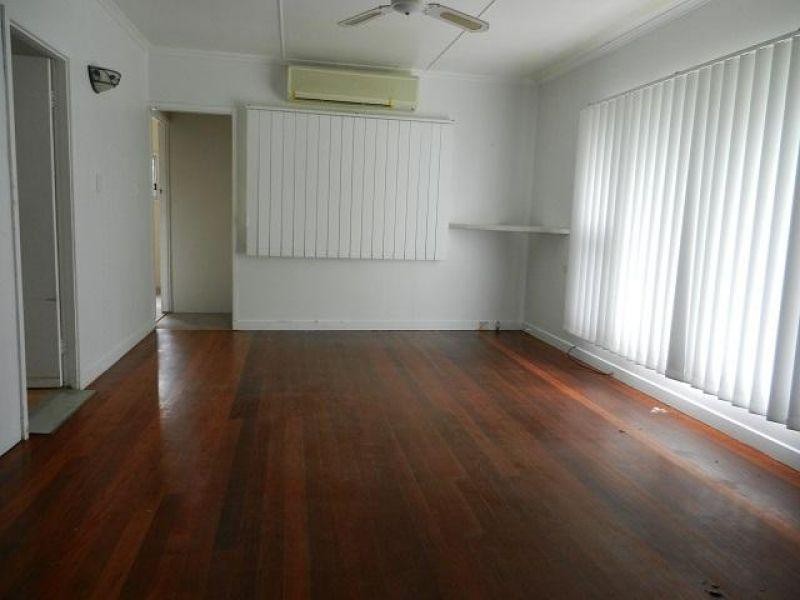 31 Poinciana Ave, Tewantin QLD 4565