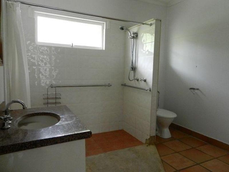 31 Poinciana Ave, Tewantin QLD 4565