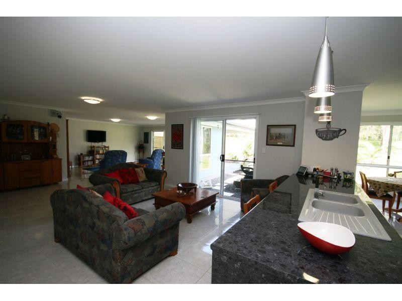 28 City View Drive, The Dawn QLD 4570