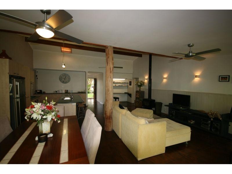 17 Palm Grove Crescent, Tewantin QLD 4565