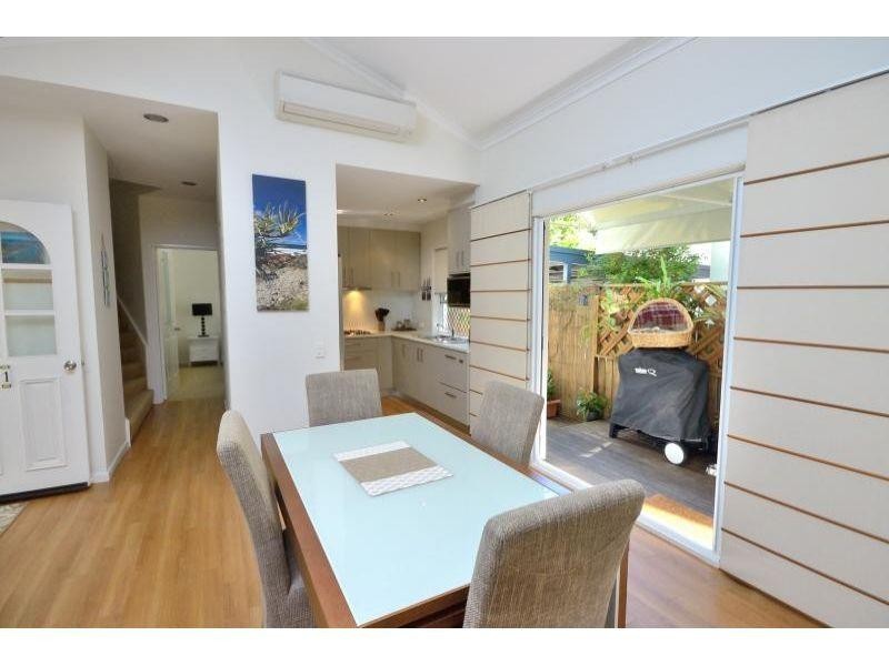 1/221 Weyba Rd, Noosaville QLD 4566