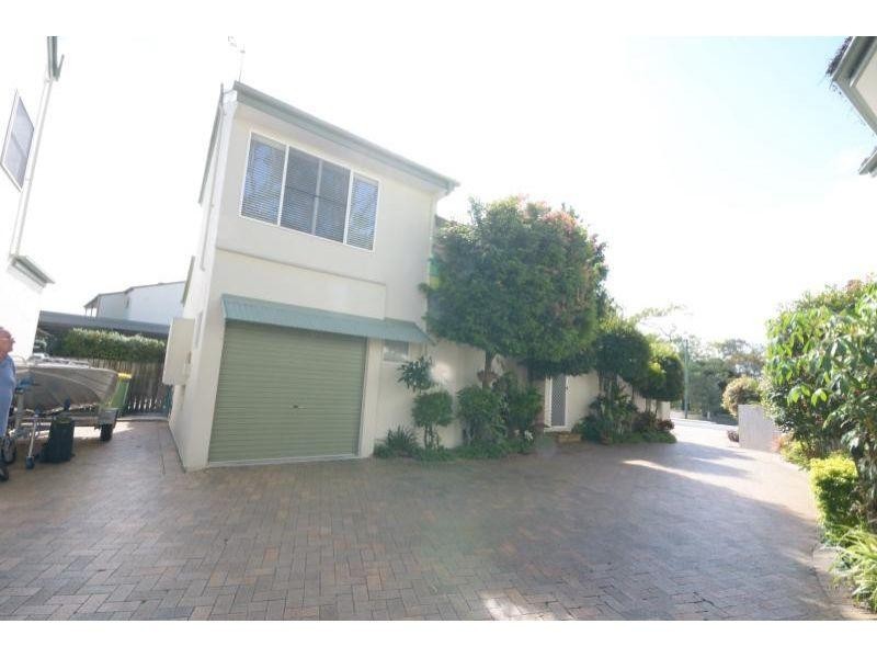 1/221 Weyba Rd, Noosaville QLD 4566