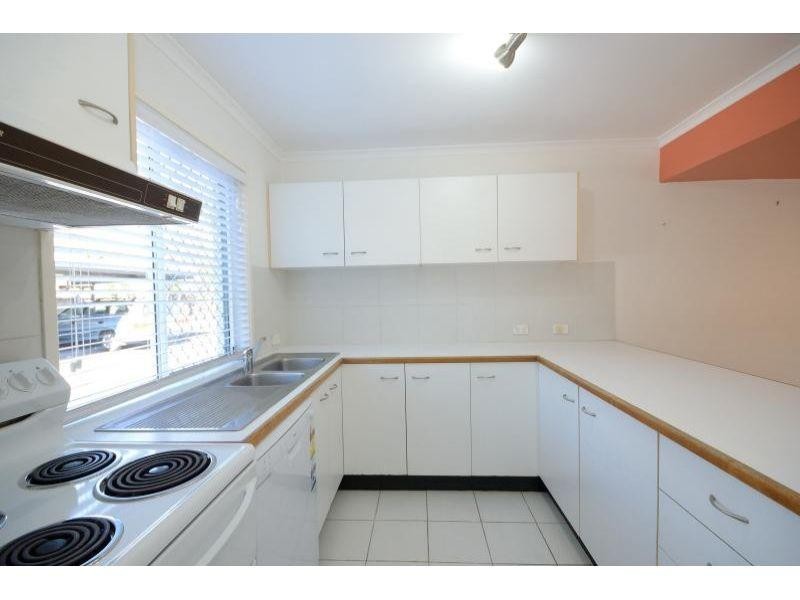 2/14 Barbados Crescent, Noosaville QLD 4566