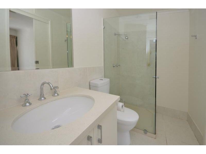 2/14 Barbados Crescent, Noosaville QLD 4566