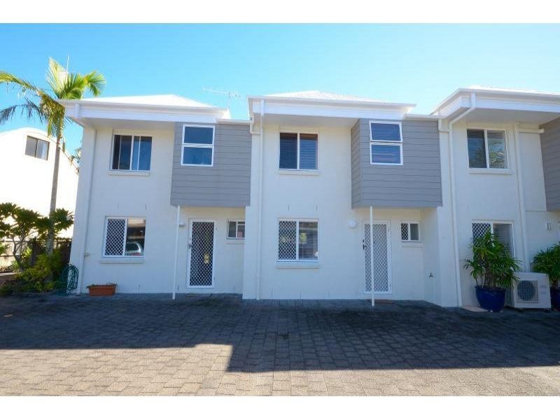 2/14 Barbados Crescent, Noosaville QLD 4566