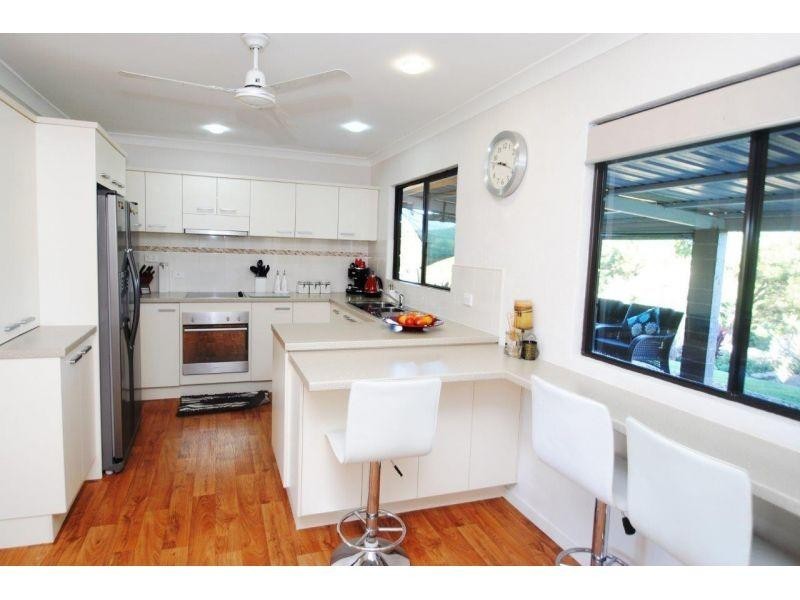 42 Hillview Road, Cedar Pocket QLD 4570