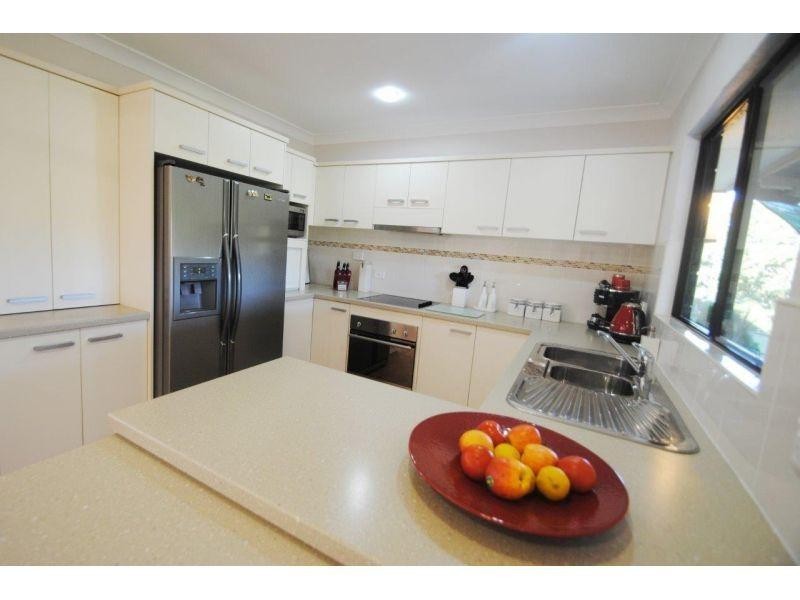 42 Hillview Road, Cedar Pocket QLD 4570