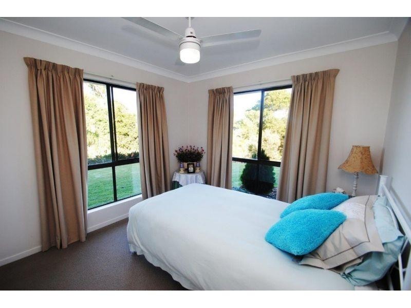 42 Hillview Road, Cedar Pocket QLD 4570