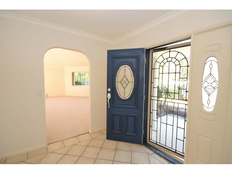 4 Sternlight St, Noosaville QLD 4566