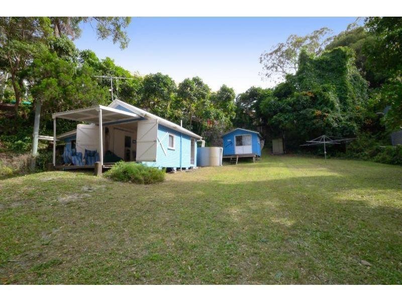 8 Boreen Pde, Boreen Point QLD 4565