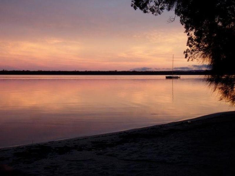 8 Boreen Pde, Boreen Point QLD 4565