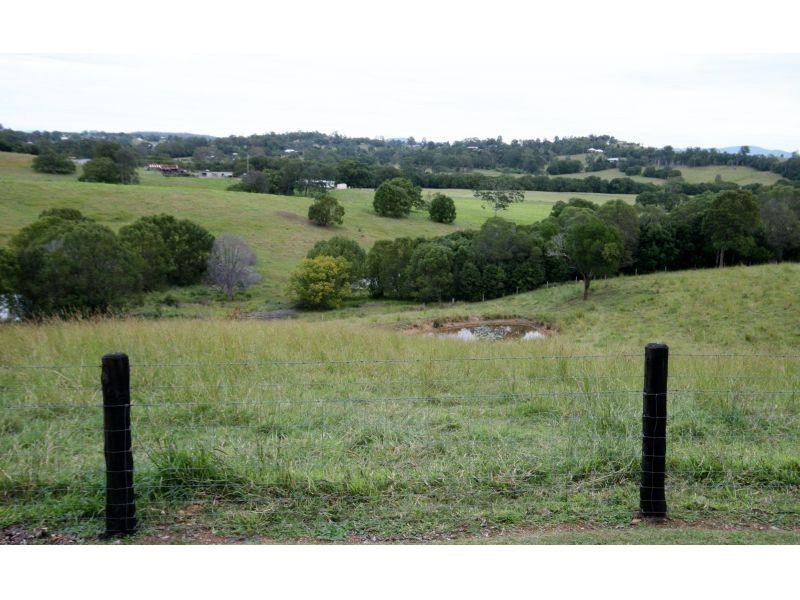 92 Cavanagh Road, Greens Creek QLD 4570