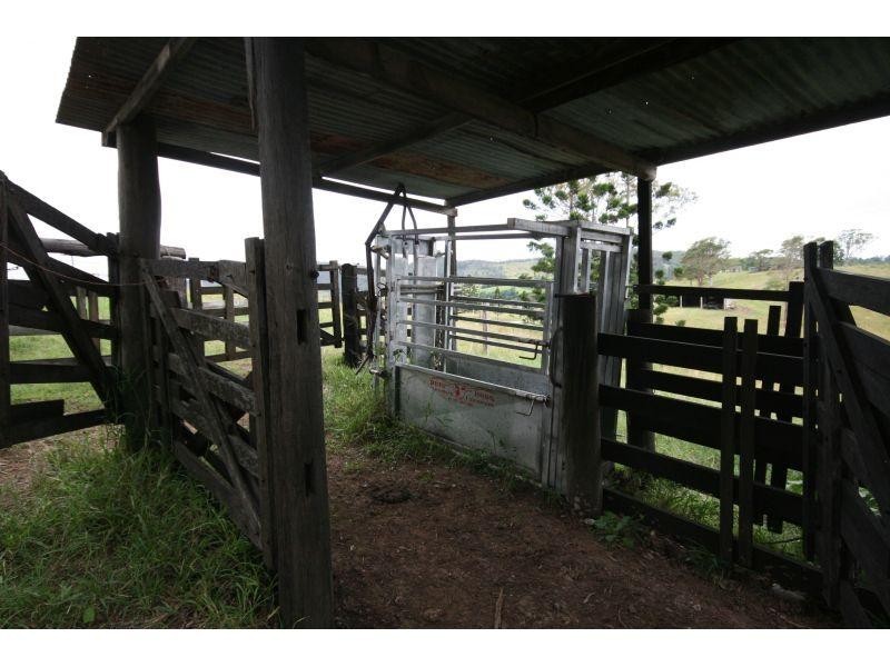 92 Cavanagh Road, Greens Creek QLD 4570