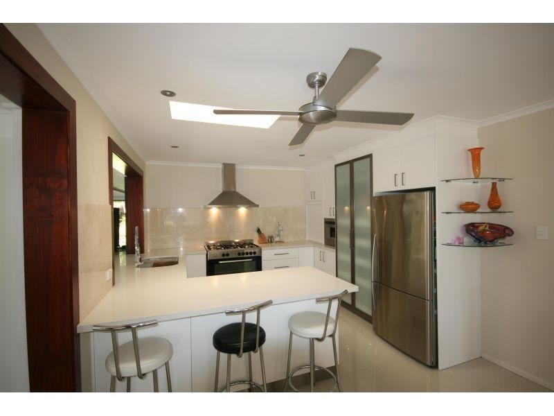 8 Elkhorn Dr, Tewantin QLD 4565