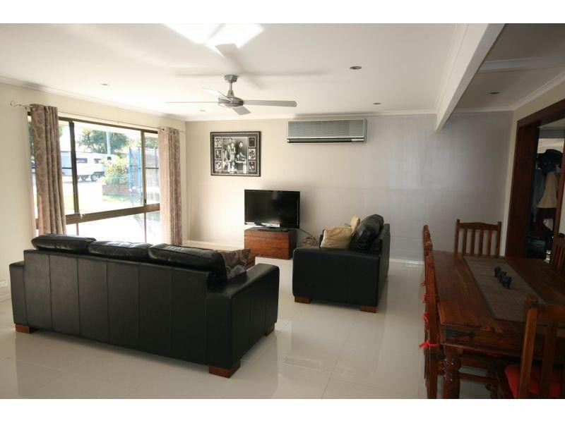 8 Elkhorn Dr, Tewantin QLD 4565