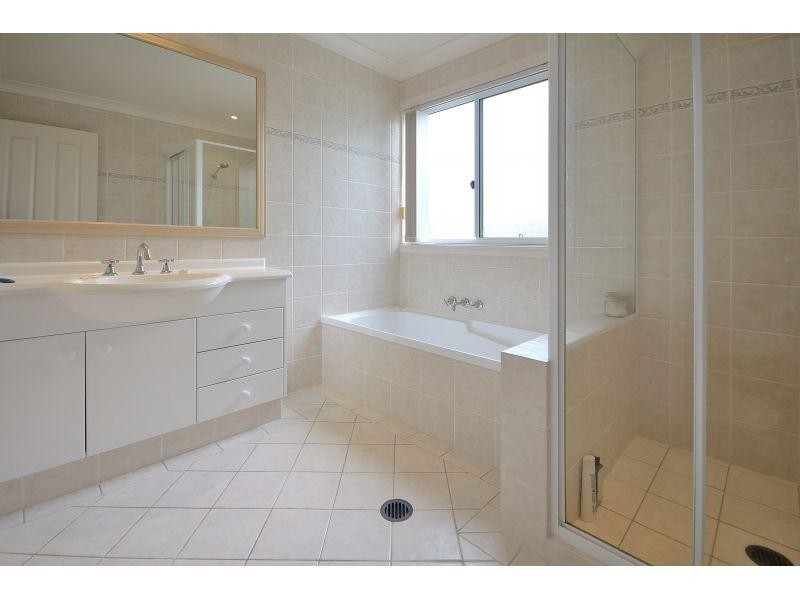 2/6 Ketch Place, Noosaville QLD 4566