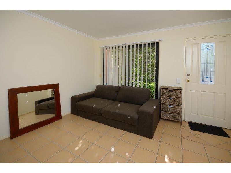 4/3 Lipton Street, Sunrise Beach QLD 4567