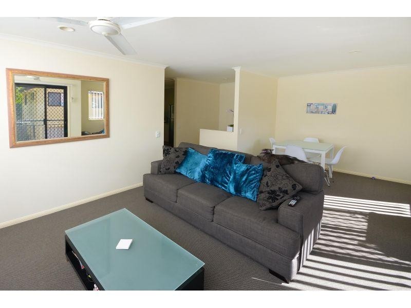 4/3 Lipton Street, Sunrise Beach QLD 4567