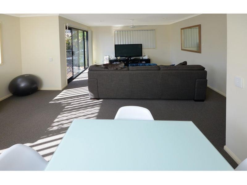 4/3 Lipton Street, Sunrise Beach QLD 4567