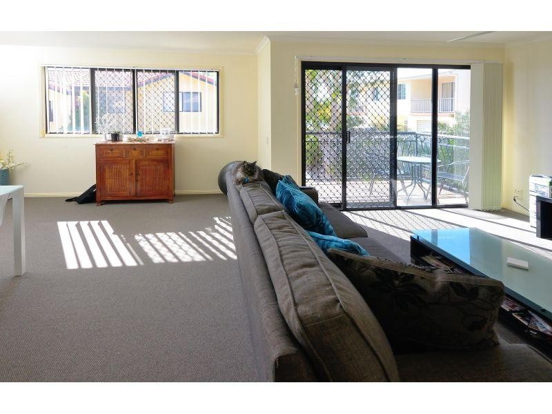 4/3 Lipton Street, Sunrise Beach QLD 4567