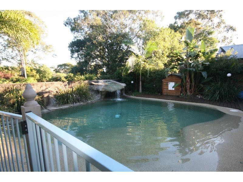 Unit 4/37-39 Thomas St, Noosaville QLD 4566