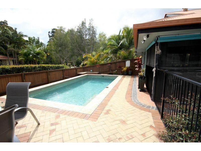 82 Lake Entrance Blvd, Noosaville QLD 4566