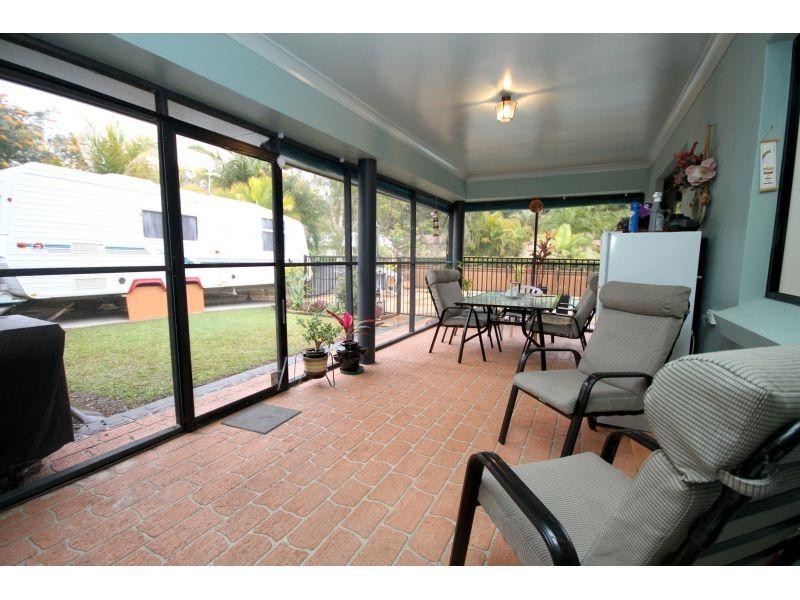 82 Lake Entrance Blvd, Noosaville QLD 4566