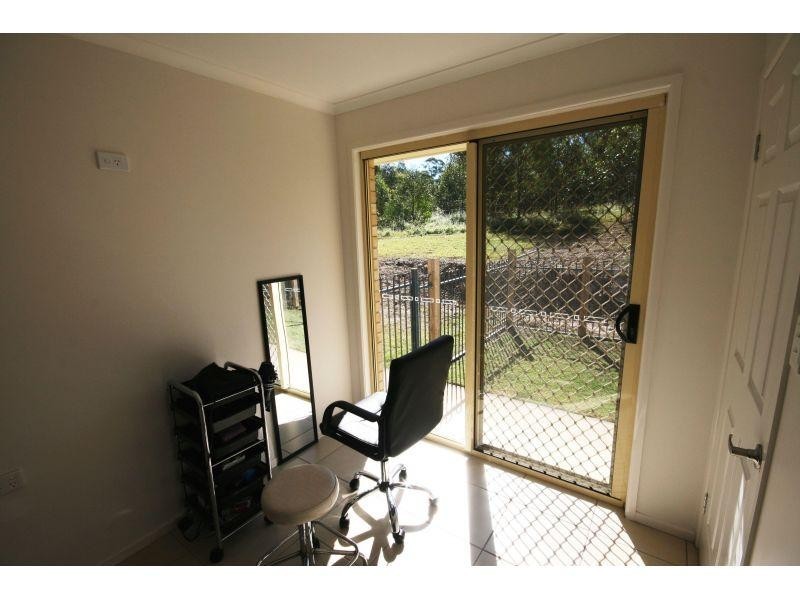 16 Lindsay Street, Southside QLD 4570