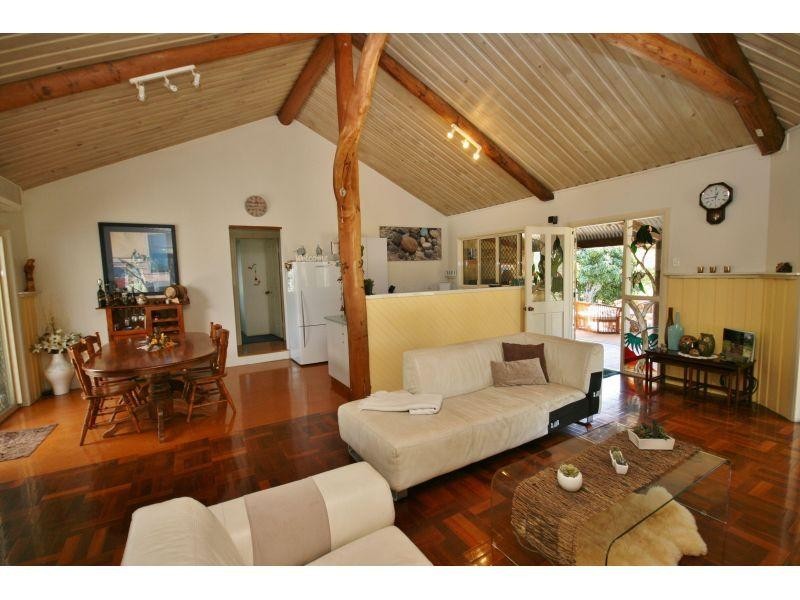 1050 Gympie Woolooga Rd, Glastonbury QLD 4570