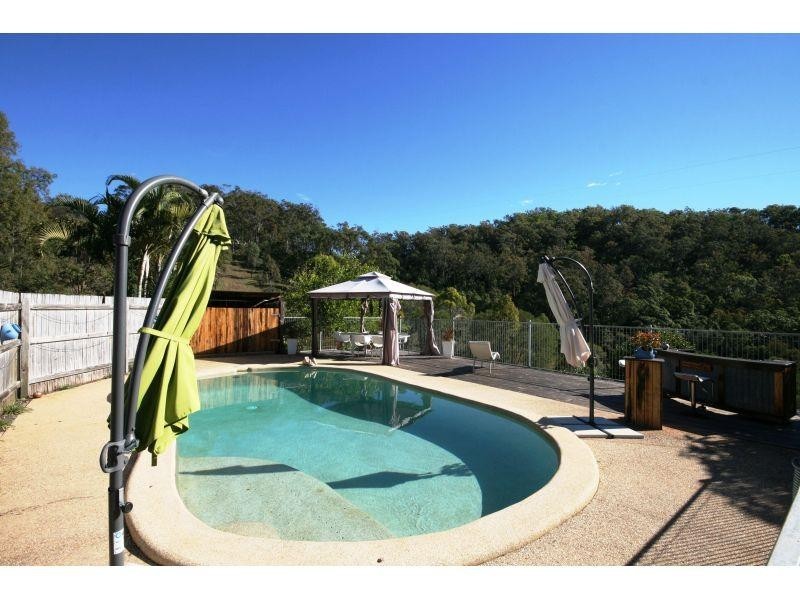 1050 Gympie Woolooga Rd, Glastonbury QLD 4570
