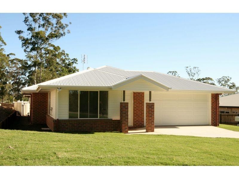 27 Kimberley Avenue, Southside QLD 4570