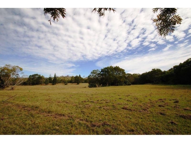 58 Aural Vale Road, North Deep Creek QLD 4570