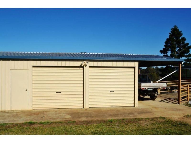 44 Hall Road, Mothar Mountain QLD 4570