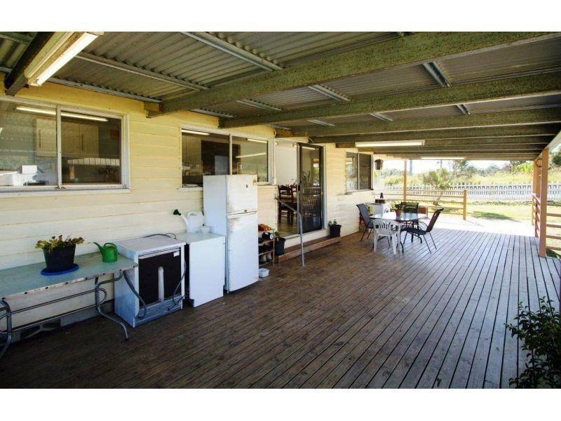 44 Hall Road, Mothar Mountain QLD 4570
